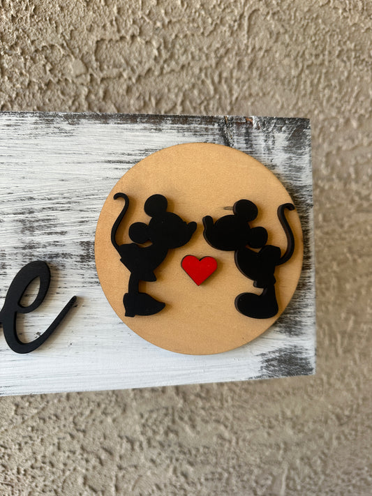 Mouse Kissing Interchangeable