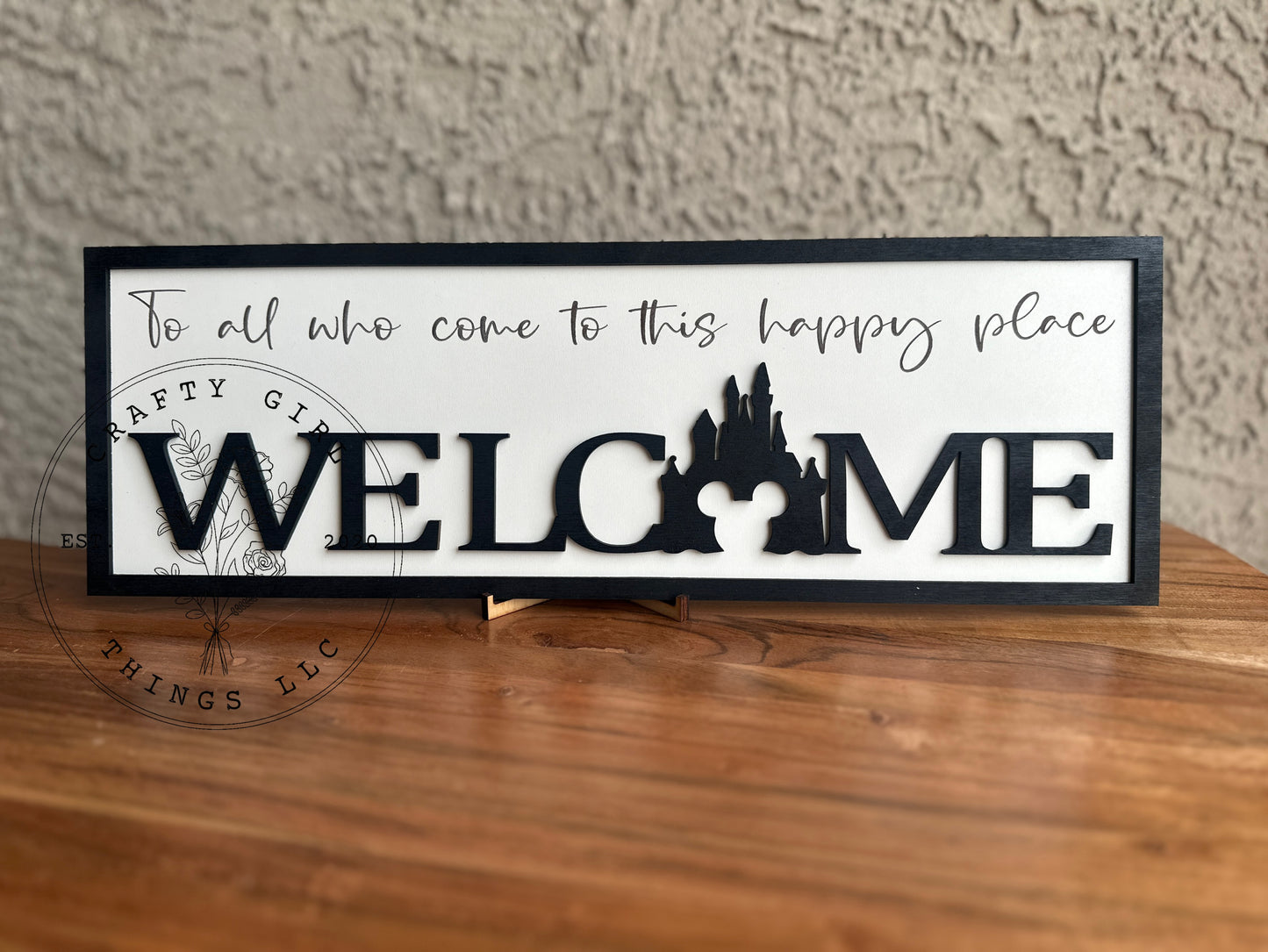 Happy place welcome mouse sign