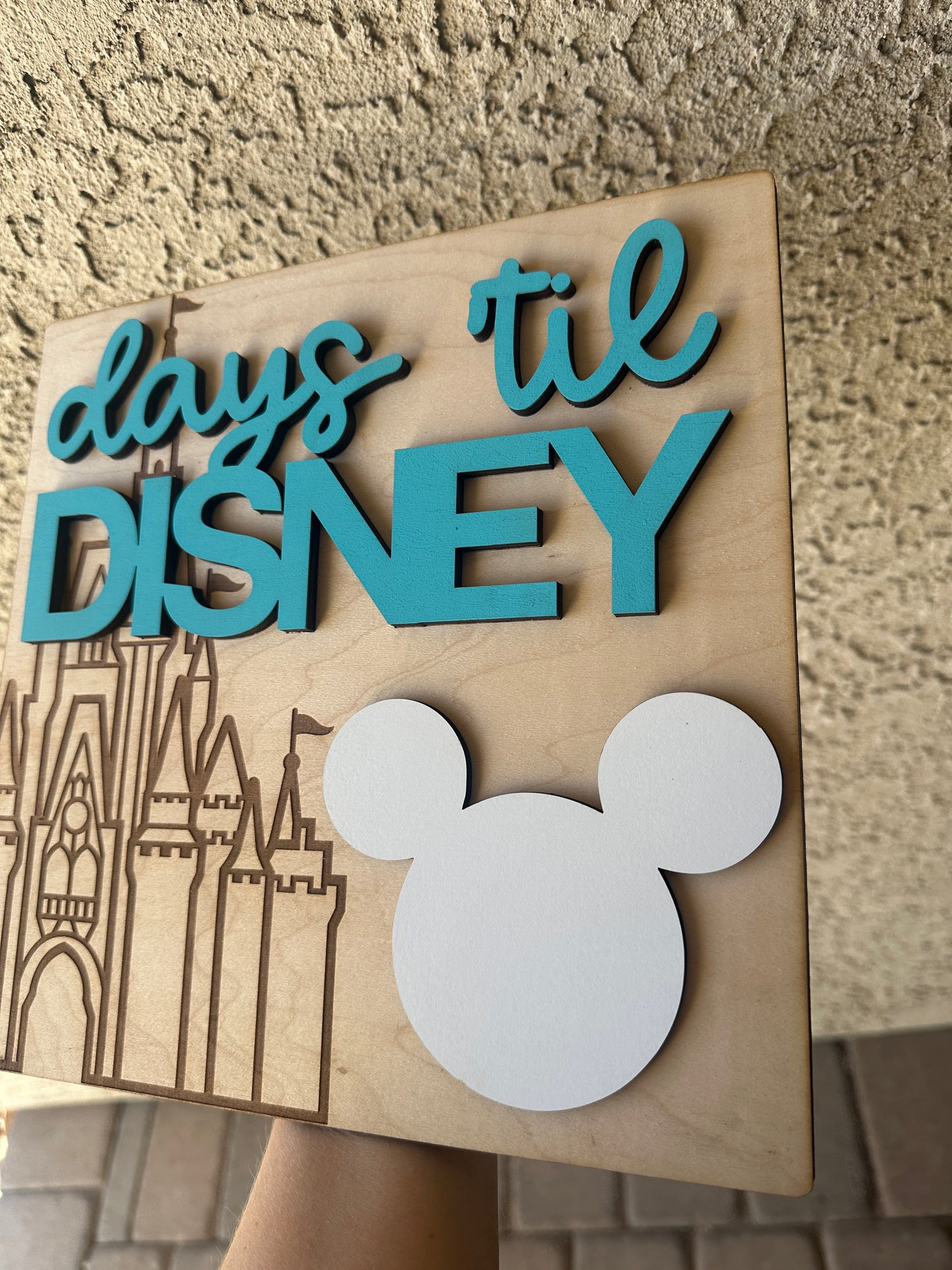 Days til Disney
